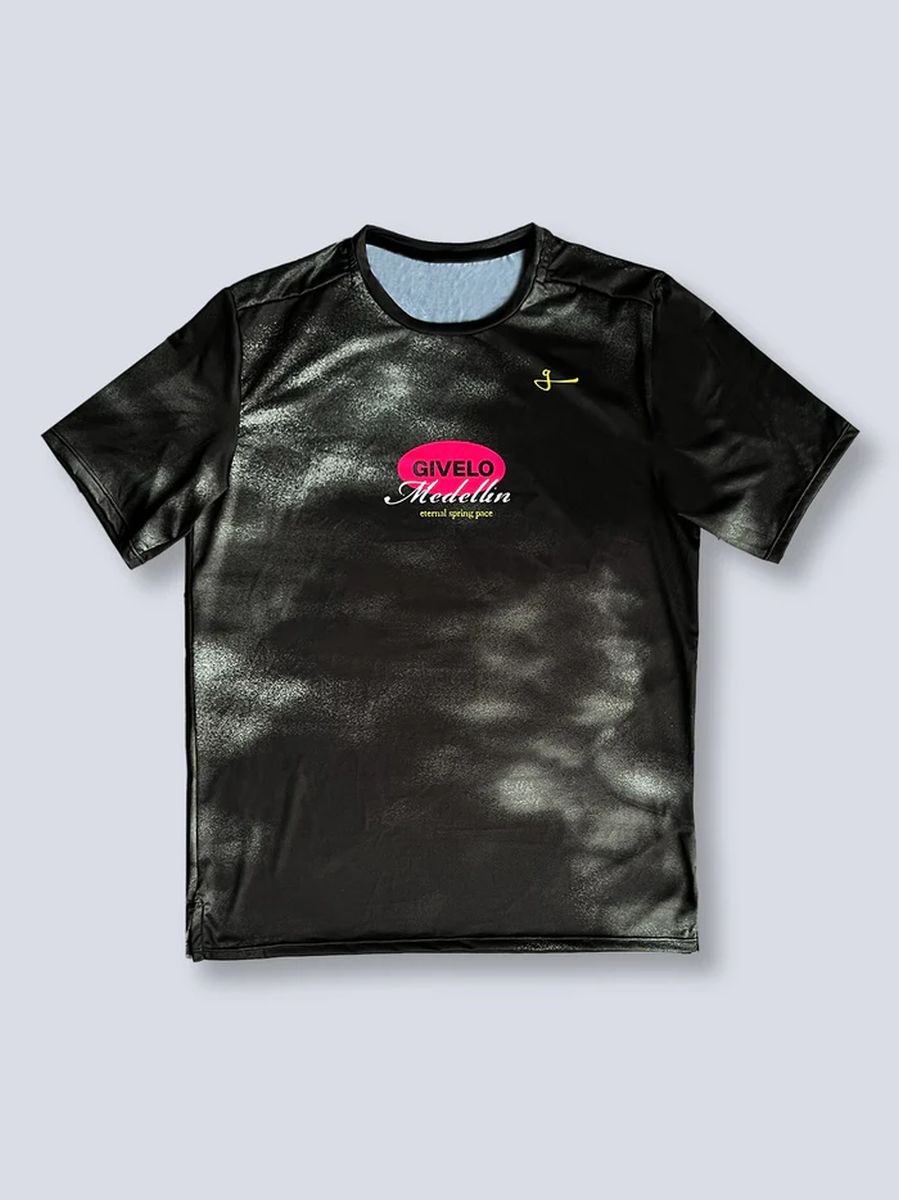 Camiseta Casual Hombre BYND Tokyo MDE Negra